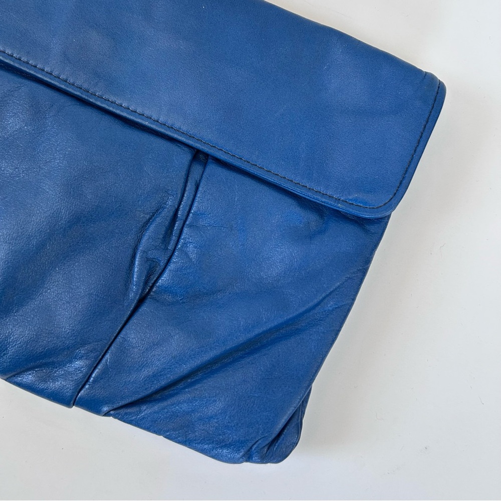 Set of 2 Vintage Leather Clutch Handbags Blue Taupe Chic Minimal Classic - Picture 3 of 16
